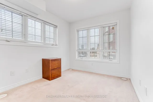 Additional property image - 2199 Lillykin St Unit 17