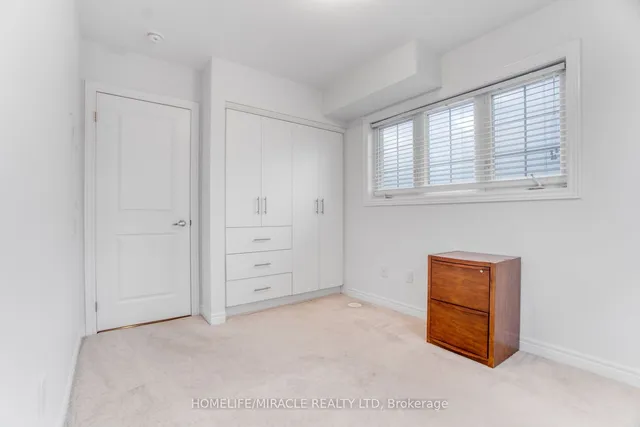 Additional property image - 2199 Lillykin St Unit 17