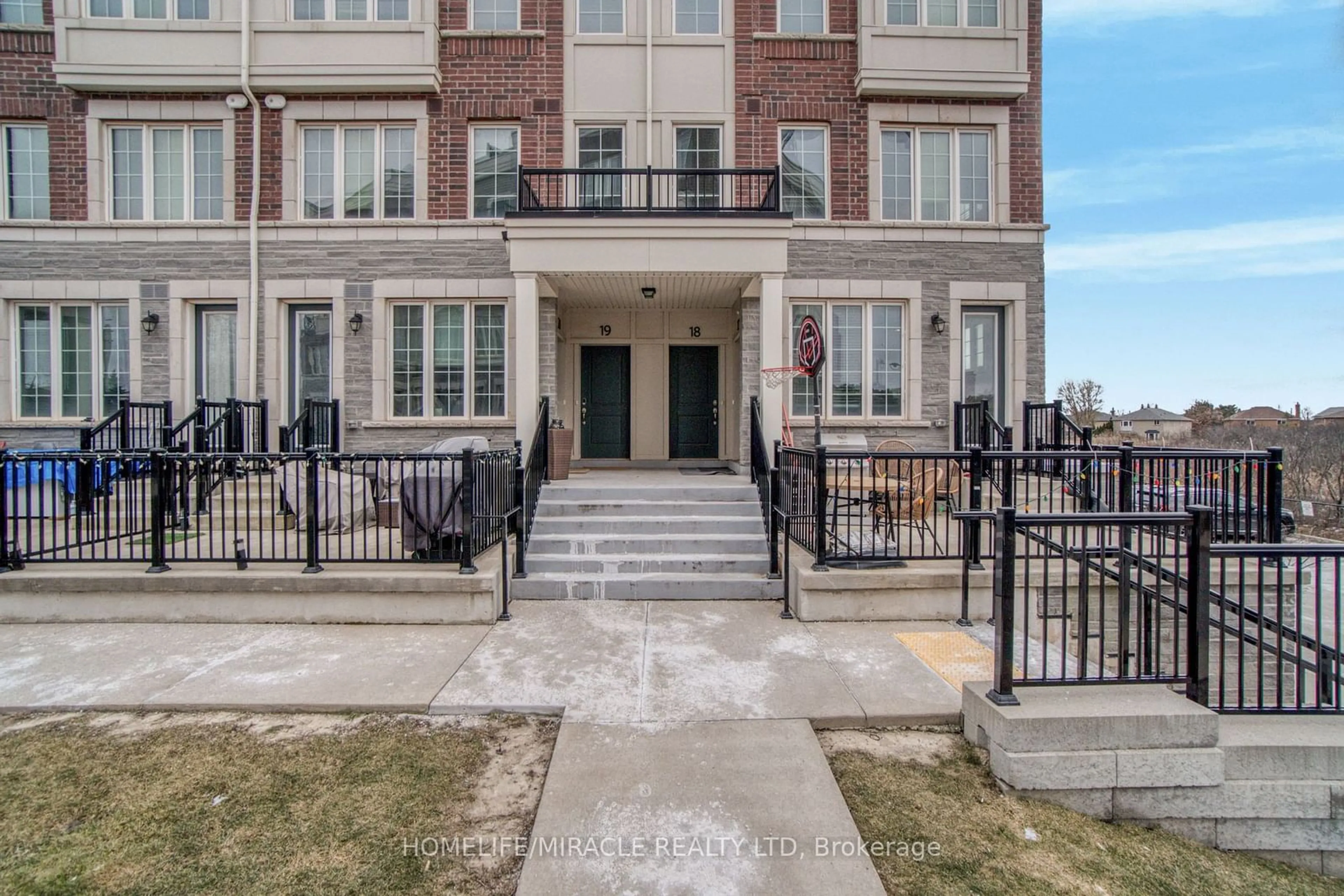 Unknown for 2199 Lillykin St #17, Oakville Ontario L6H 0X6