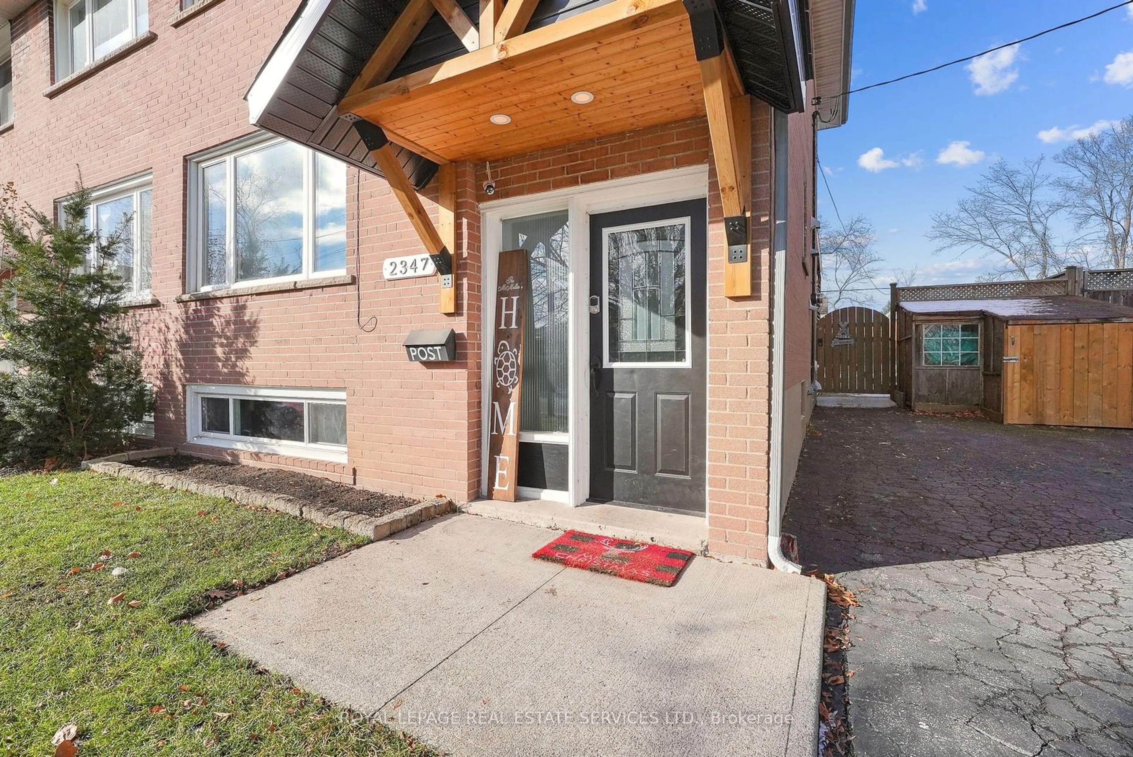 Home with brick exterior material, street for 2347 Barclay Rd, Burlington Ontario L7R 2B7