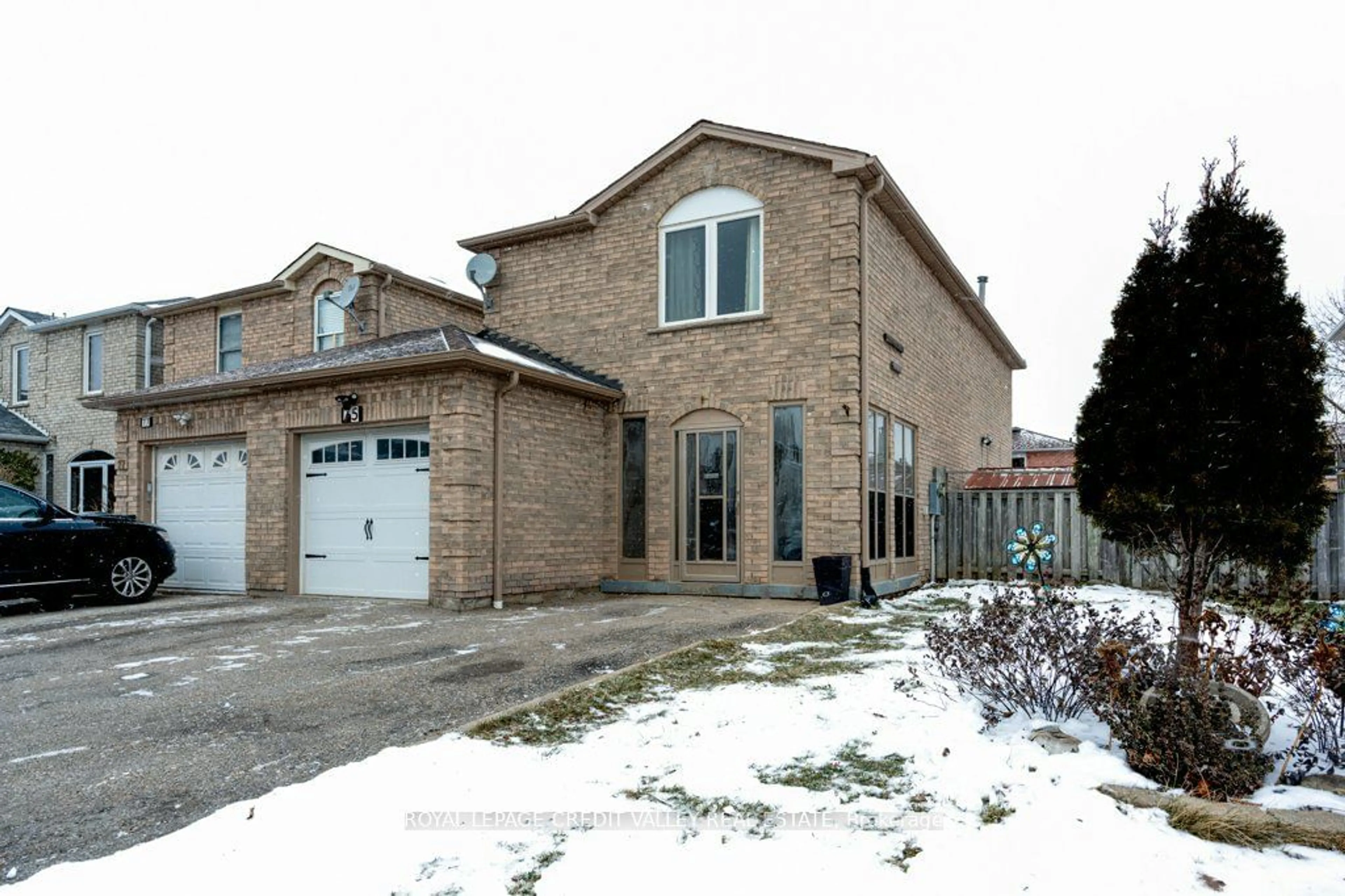 Home with brick exterior material, street for 75 Sandmere Ave, Brampton Ontario L6Z 4A4