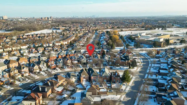 Additional property image - 7 Hood Cres