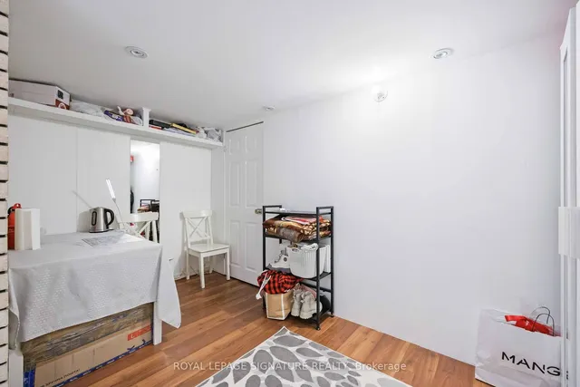 Additional property image - 41 Dixington Cres