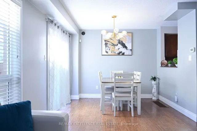 Additional property image - 73 Viceroy Cres