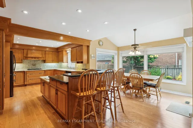 Additional property image - 2008 Grenville Dr
