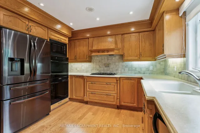 Additional property image - 2008 Grenville Dr