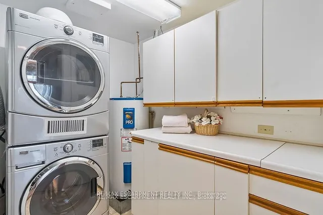 Additional property image - 5080 Pinedale Ave Unit 805
