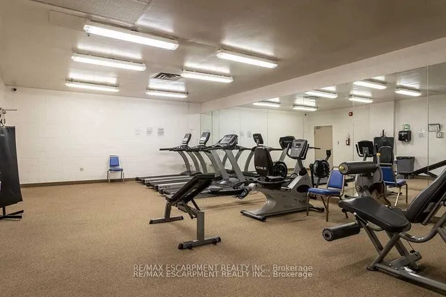 Additional property image - 5080 Pinedale Ave Unit 805