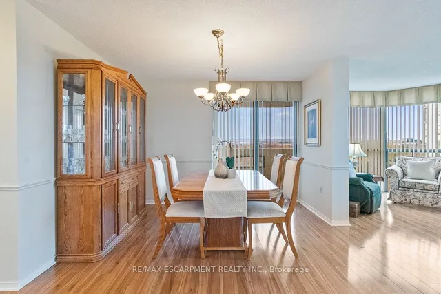 Additional property image - 5080 Pinedale Ave Unit 805