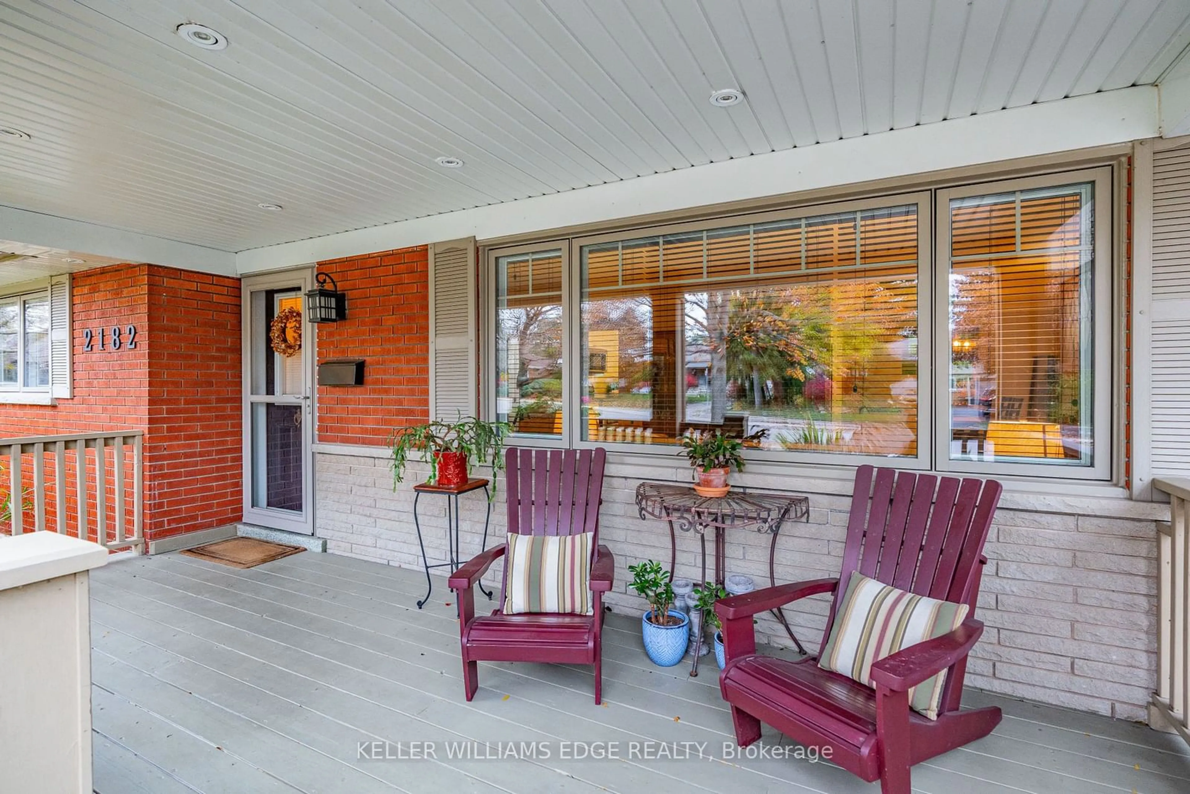 Patio, unknown for 2182 Clarendon Park Dr, Burlington Ontario L7R 1X1