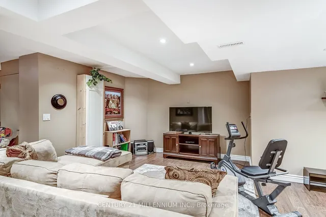 Additional property image - 6 Collingwood Ave