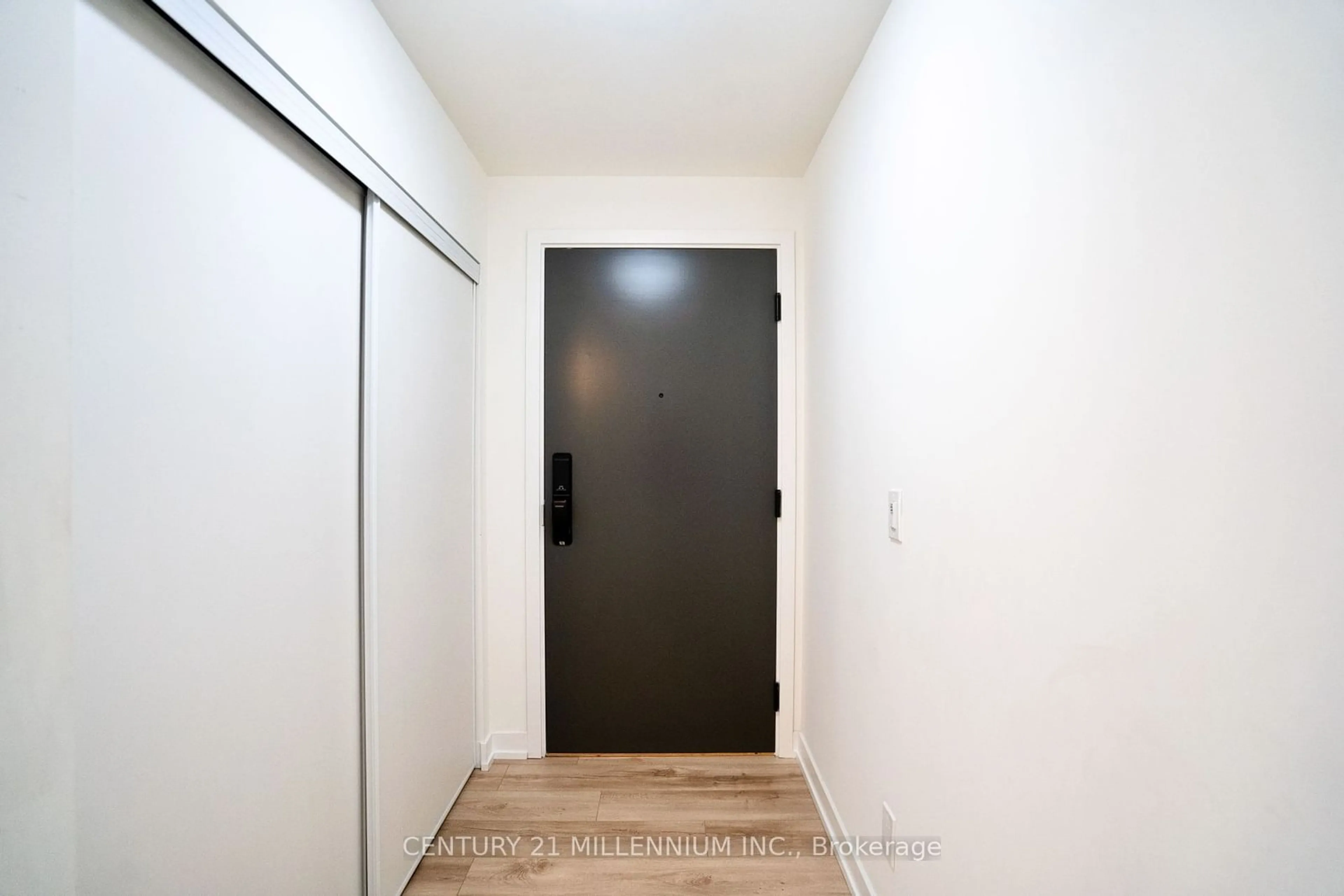 Indoor entryway for 345 Wheat Boom Dr #107, Oakville Ontario L6H 7X4