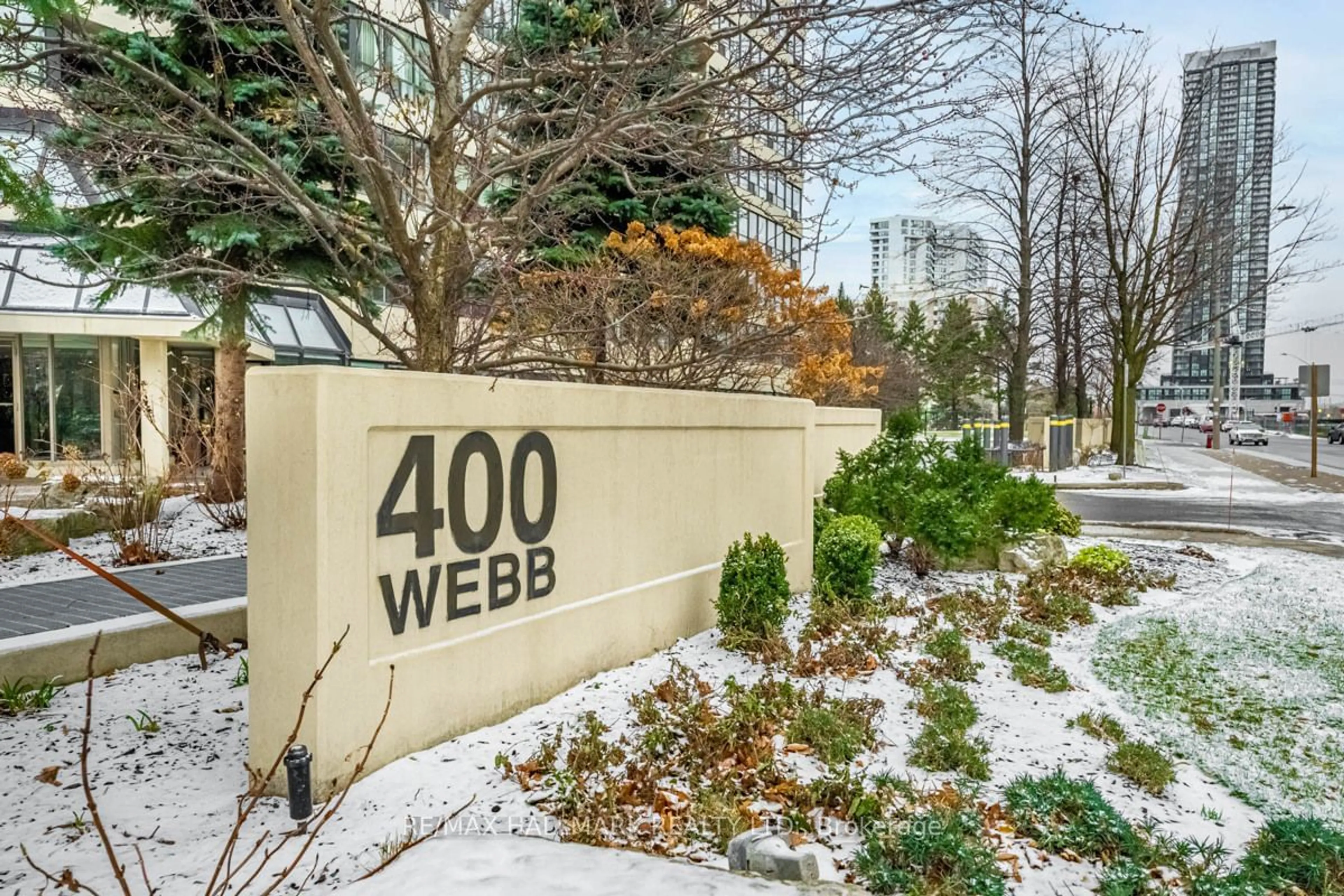 Unknown for 400 Webb Dr #702, Mississauga Ontario L5B 3Z7