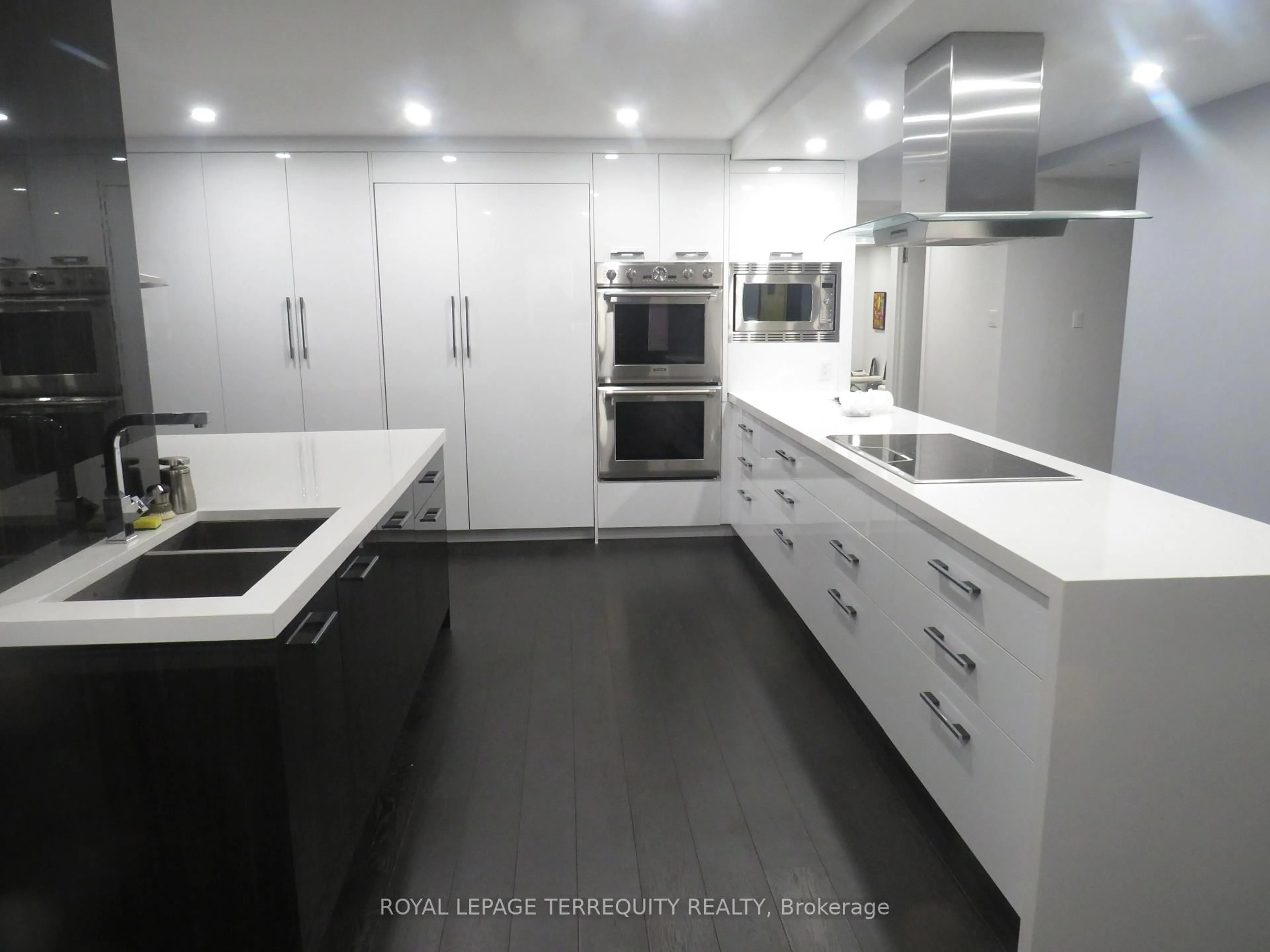 Contemporary kitchen, wood/laminate floor for 2045 Lake Shore Blvd #3305, Toronto Ontario M8V 2Z6
