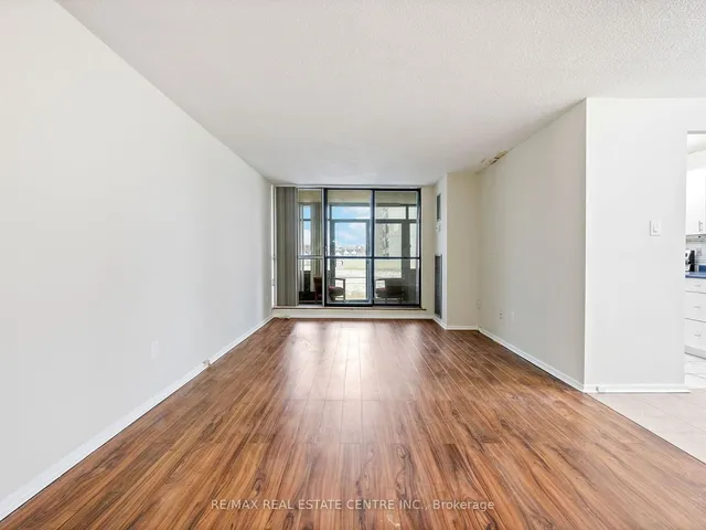 Additional image 9 of 15 Kensington Rd Unit 101