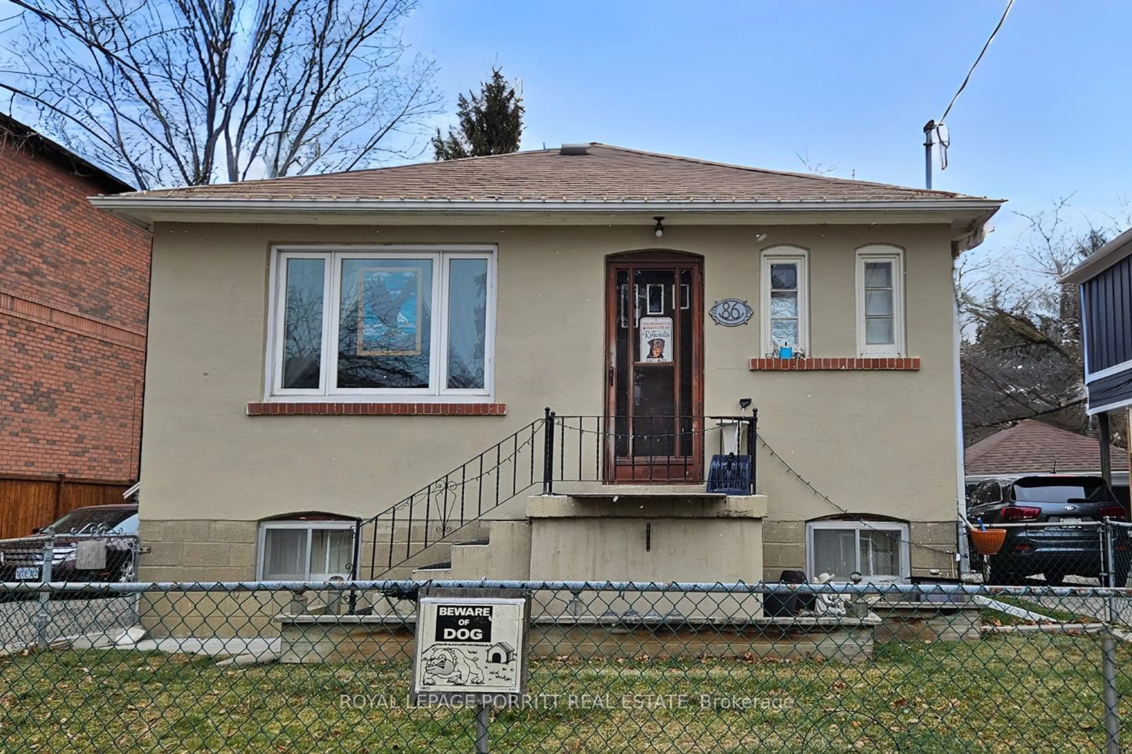 Home with vinyl exterior material, street for 86 Laburnham Ave, Toronto Ontario M8W 1S8