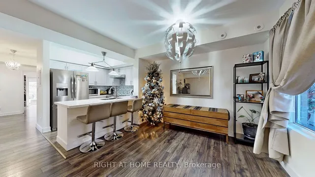 Additional image 11 of 3043 Finch Ave Unit 1016