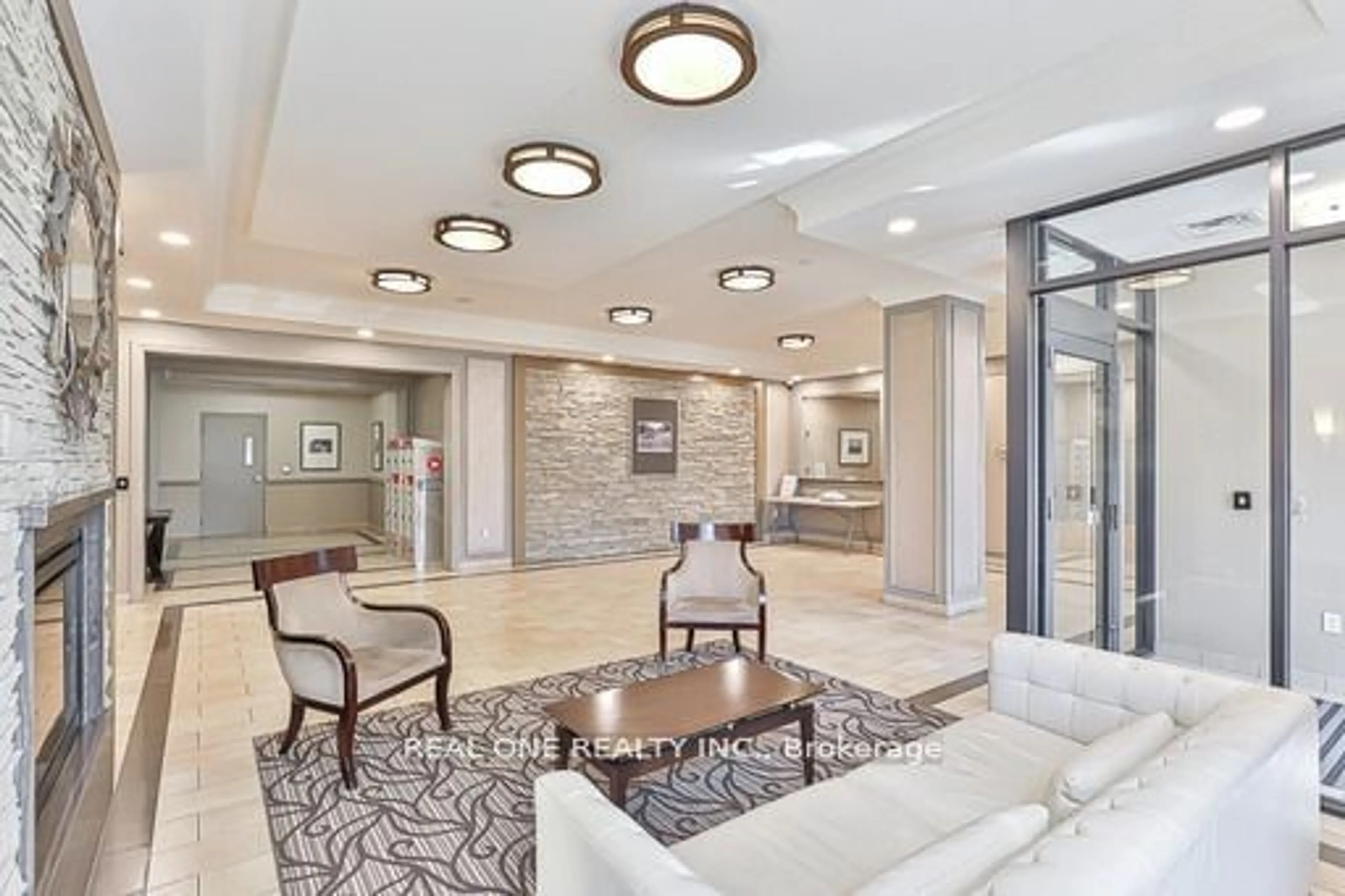 Lobby for 61 HEINTZMAN St #312, Toronto Ontario M6P 5A2