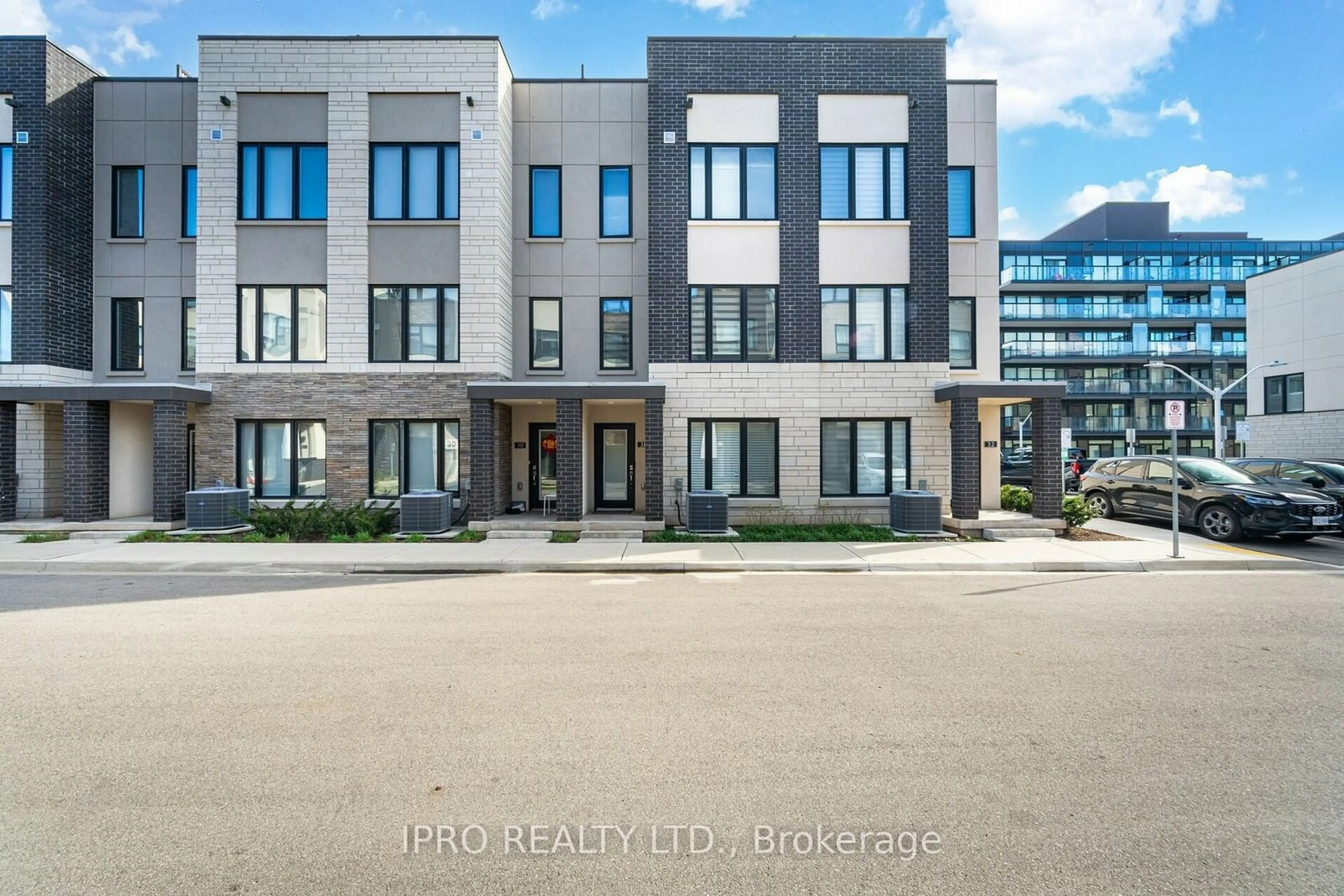 Unknown for 1095 Cooke Blvd #31, Burlington Ontario L7T 0C4