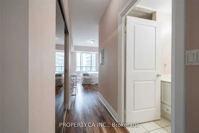Additional property image - 70 Absolute Ave Unit 2606