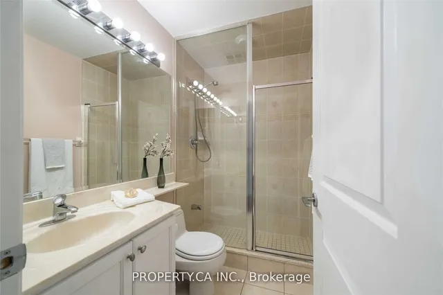Additional property image - 70 Absolute Ave Unit 2606