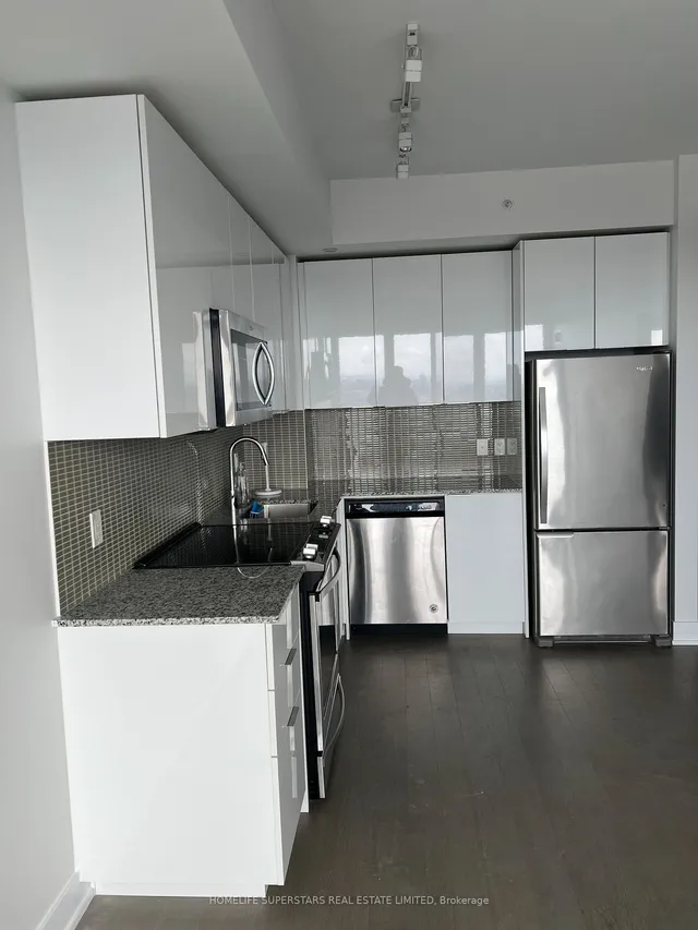 Additional property image - 30 shore breeze Dr Unit 5910