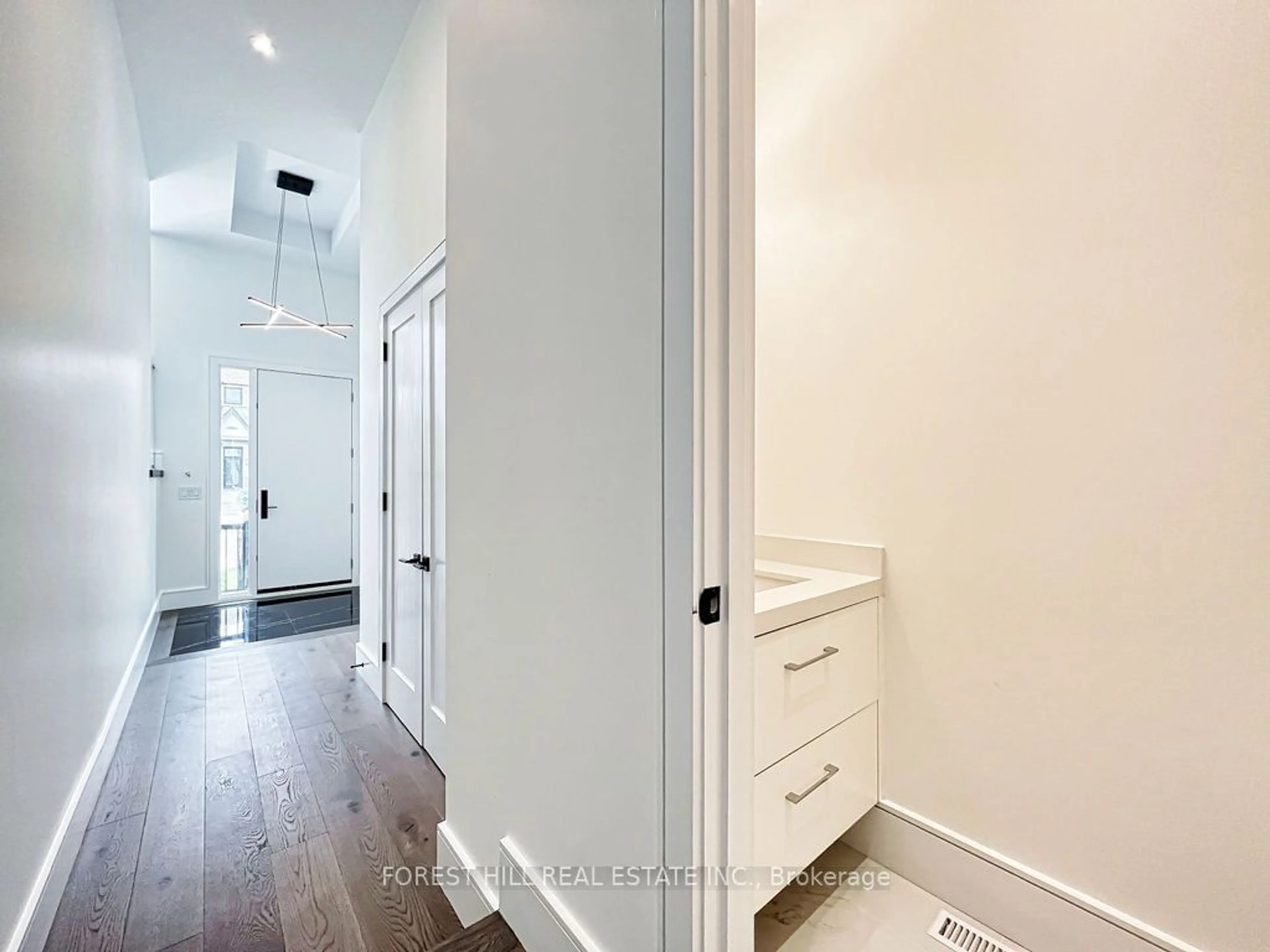 Indoor entryway for 69 Harding Ave, Toronto Ontario M6M 3A4