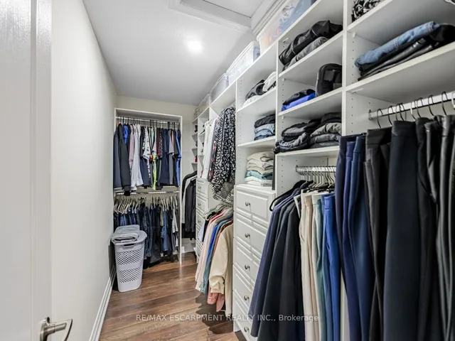 Additional property image - 4834 Columbus Dr