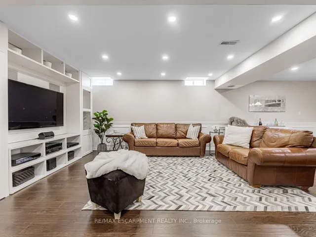 Additional property image - 4834 Columbus Dr