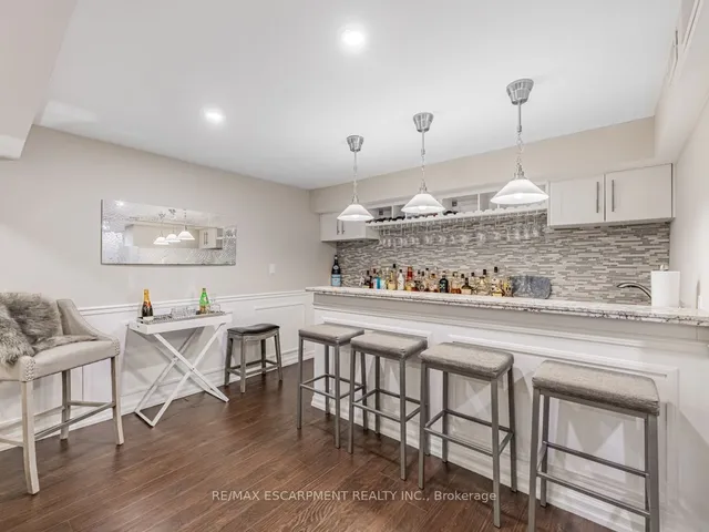 Additional property image - 4834 Columbus Dr