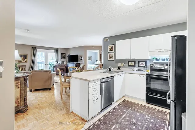 Additional property image - 2030 Cleaver Ave Unit 213