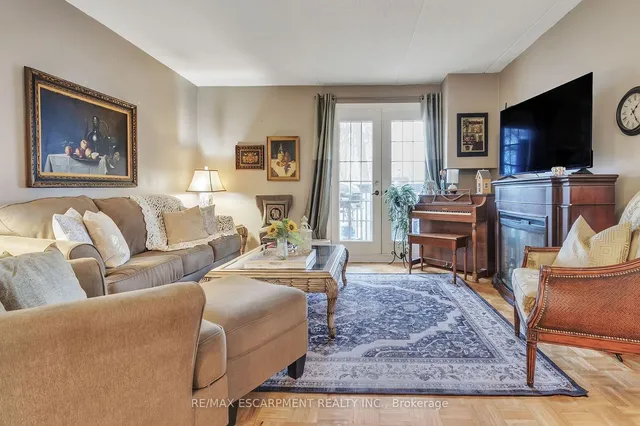 Additional property image - 2030 Cleaver Ave Unit 213