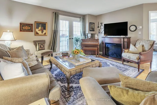 Additional property image - 2030 Cleaver Ave Unit 213