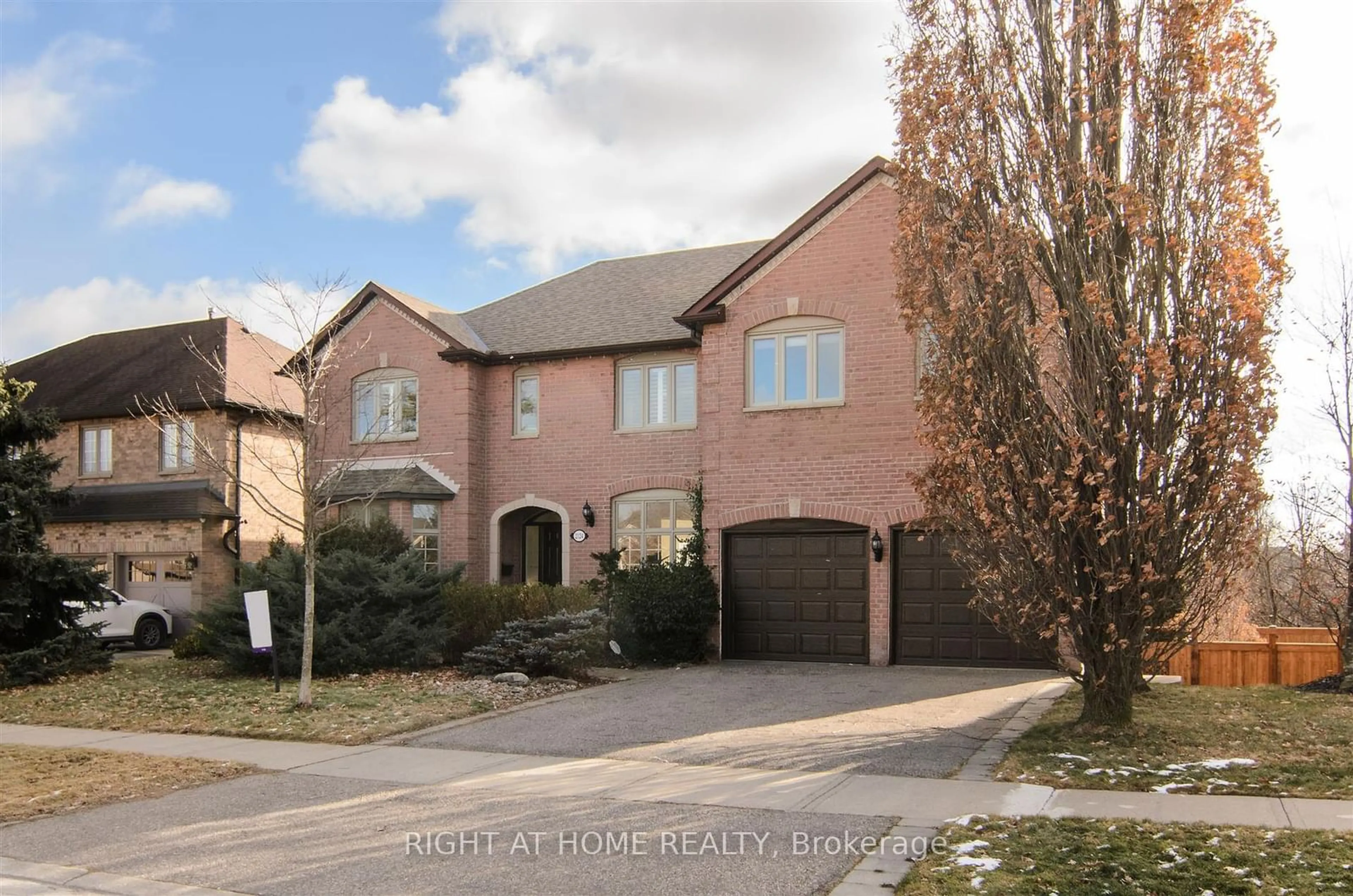 Home with brick exterior material, street for 2124 Nipigon Dr, Oakville Ontario L6H 4E4