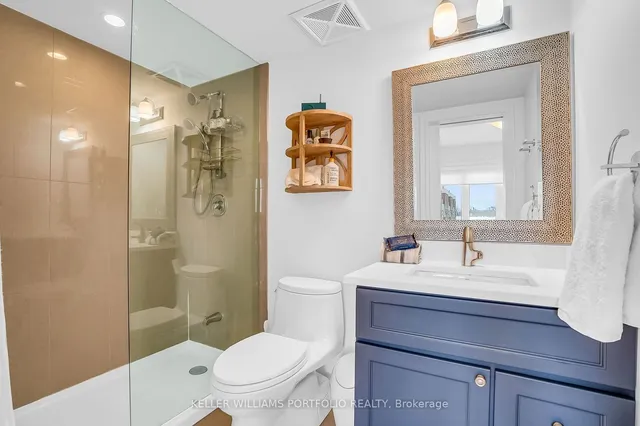Additional property image - 70 Eastwood Park Gdns Unit 21