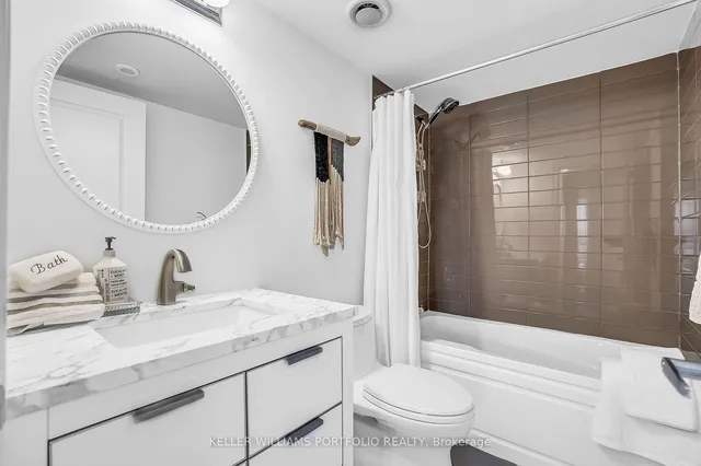 Additional property image - 70 Eastwood Park Gdns Unit 21