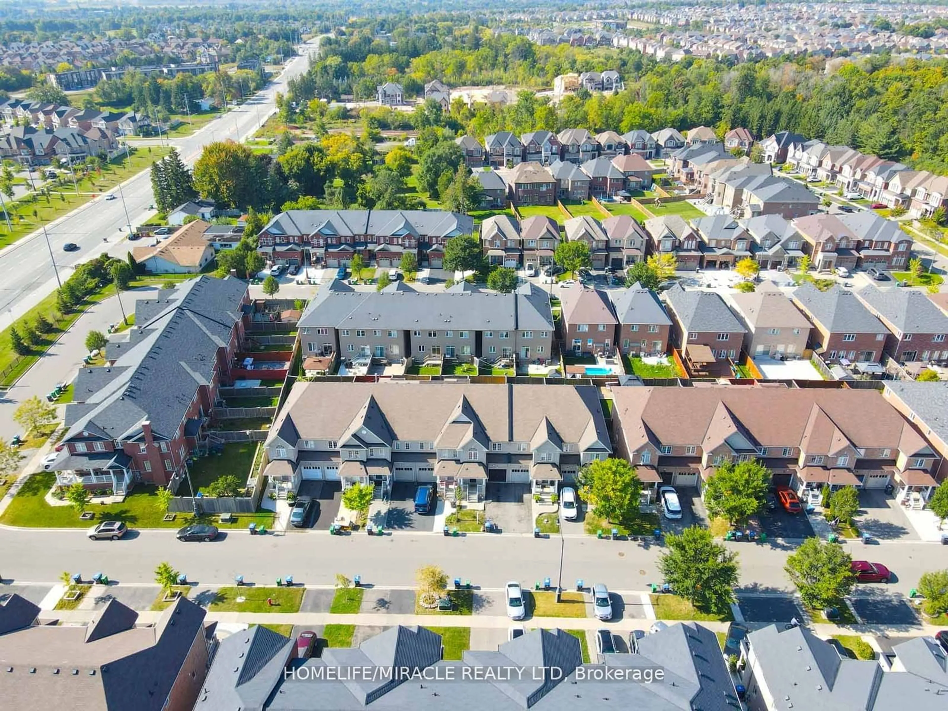 A pic from outside/outdoor area/front of a property/back of a property/a pic from drone, street for 69 Teal Crest Circ, Brampton Ontario L6X 2Z4