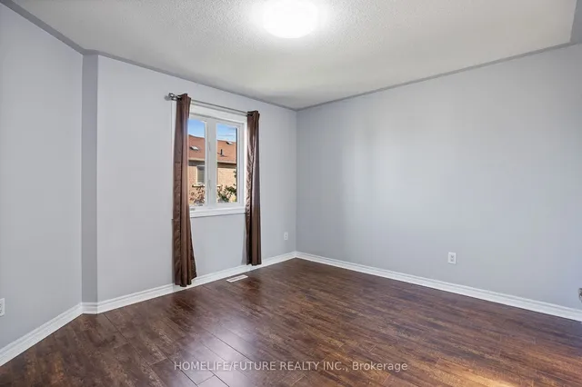 Additional property image - 652 Twain Ave