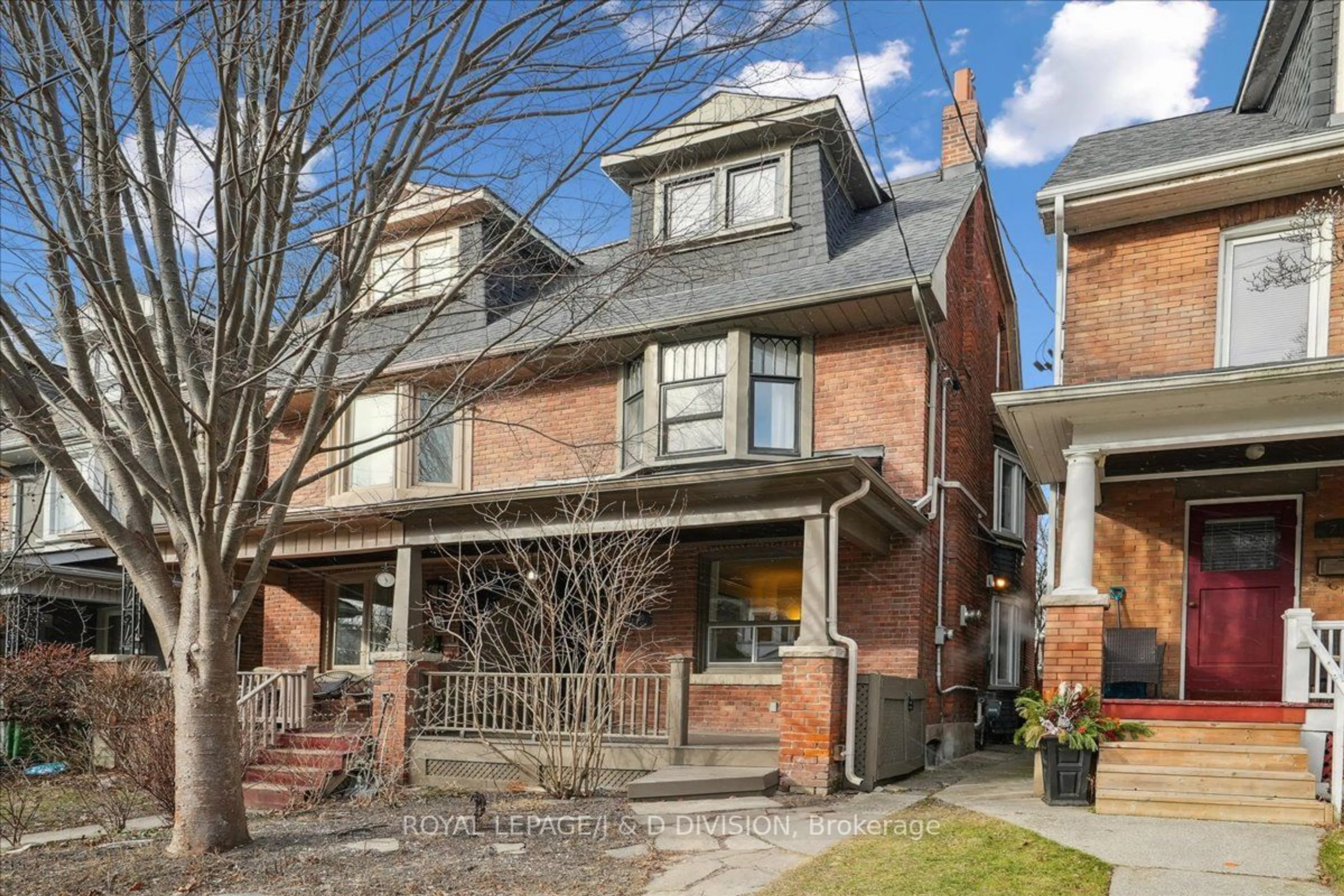 Home with brick exterior material, street for 220 Fern Ave, Toronto Ontario M6R 1K4