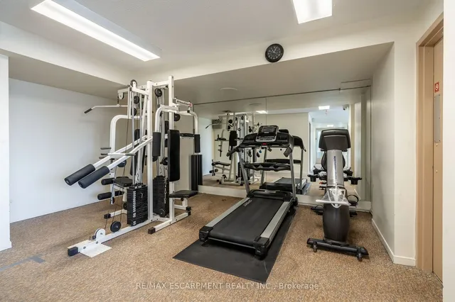 Additional property image - 5280 Lakeshore Rd Unit 911
