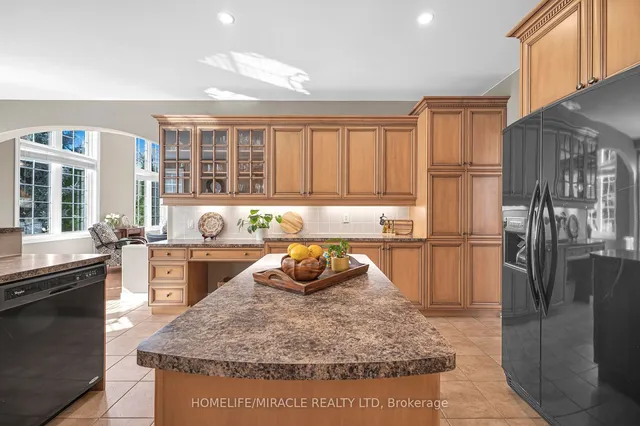 Additional property image - 4272 Clubview Dr