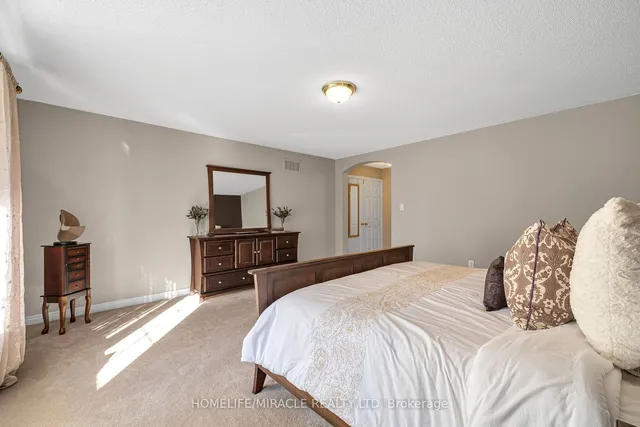 Additional property image - 4272 Clubview Dr