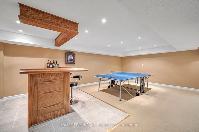 Additional property image - 4272 Clubview Dr