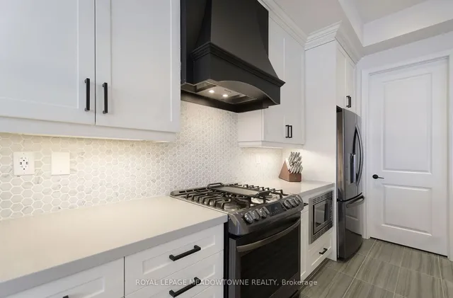Additional property image - 3173 Millicent Ave