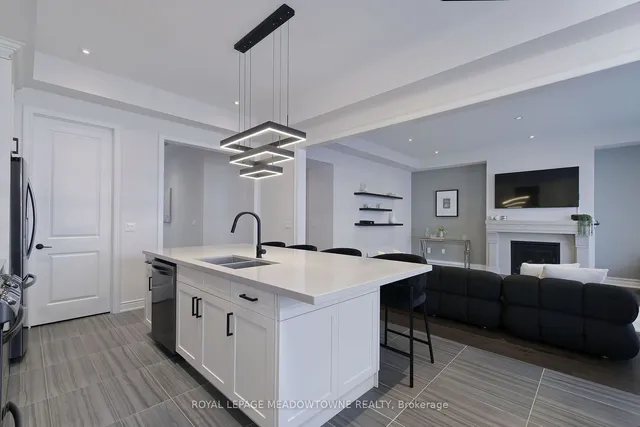 Additional property image - 3173 Millicent Ave