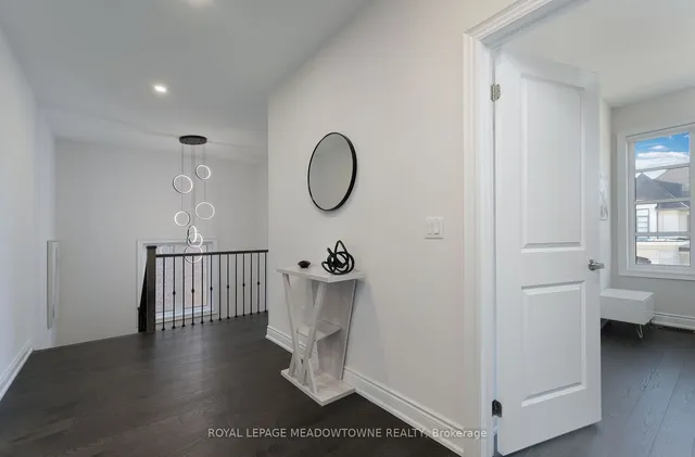 Additional property image - 3173 Millicent Ave