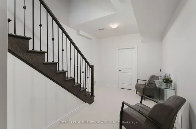 Additional property image - 3173 Millicent Ave