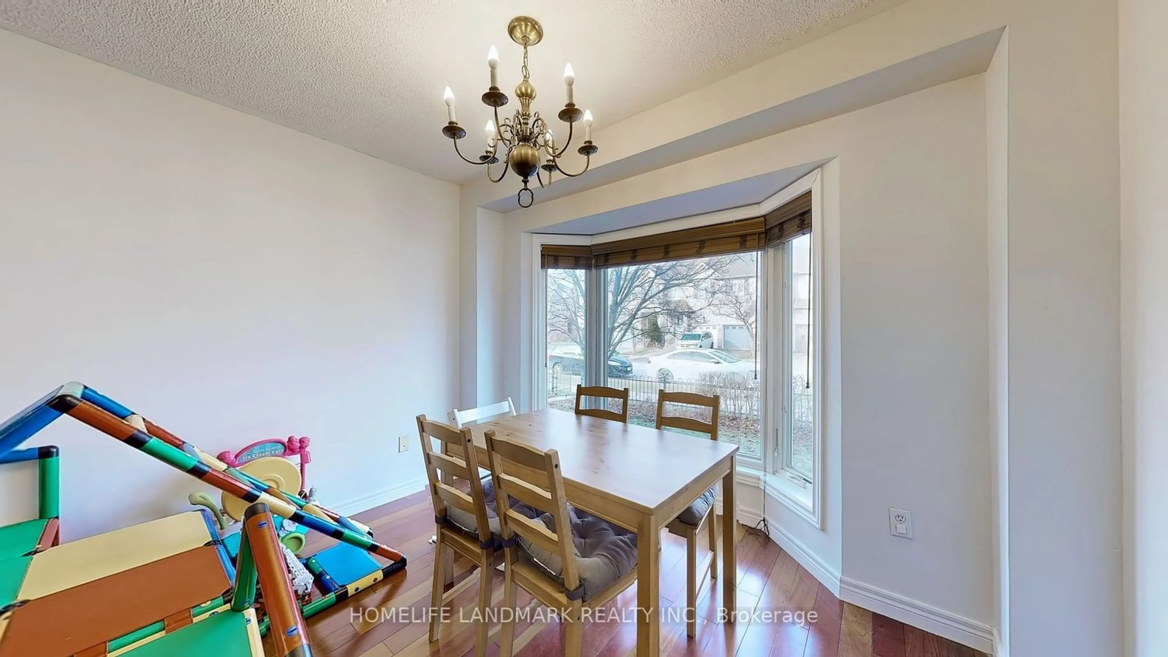 Dining room, wood/laminate floor for 1240 Westview Terr #6, Oakville Ontario L6M 3M4