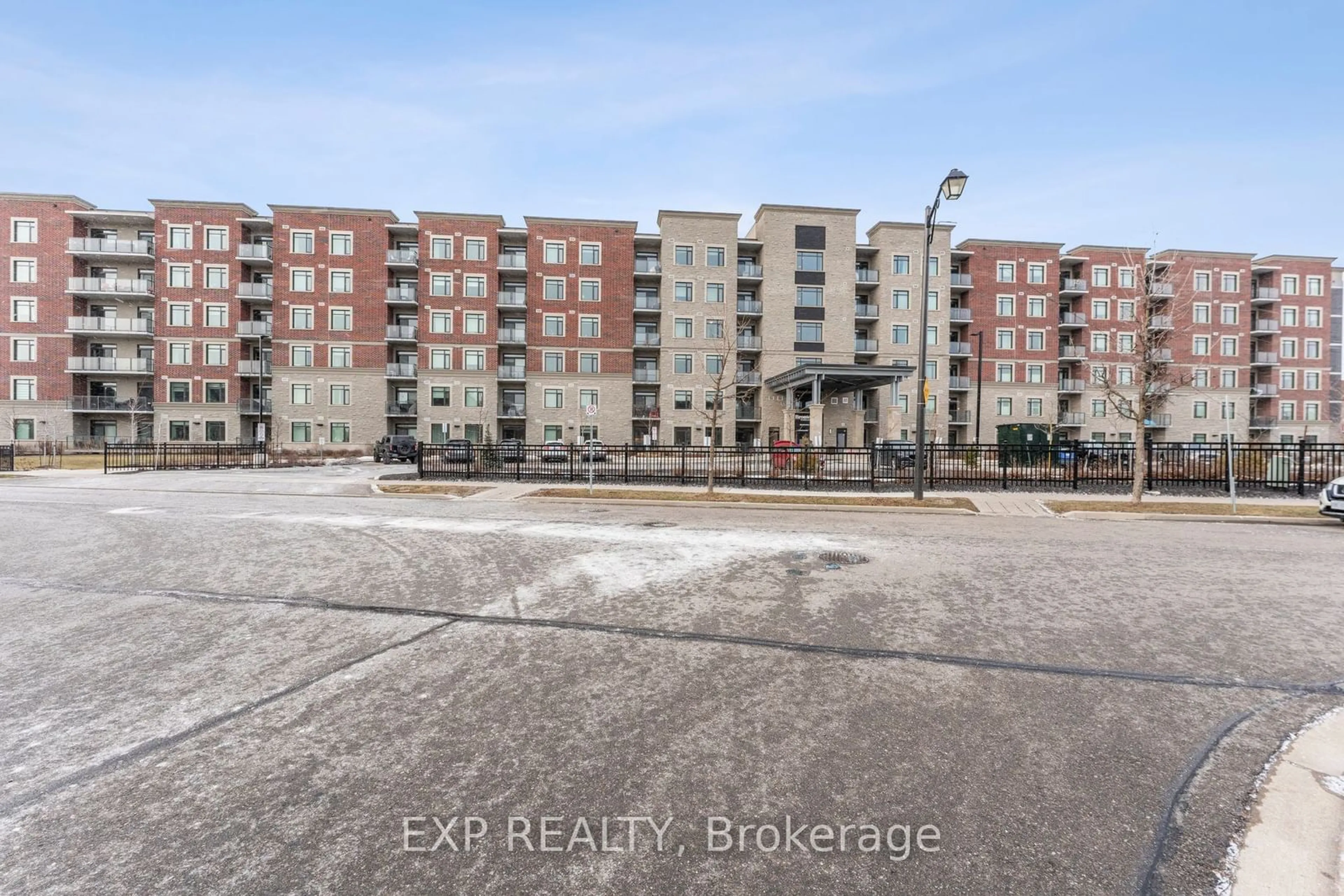 A pic from outside/outdoor area/front of a property/back of a property/a pic from drone, building for 830 Megson Terr #522, Milton Ontario L9T 9M7