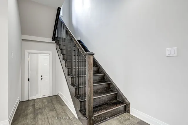 Additional property image - 1586 Severn Dr